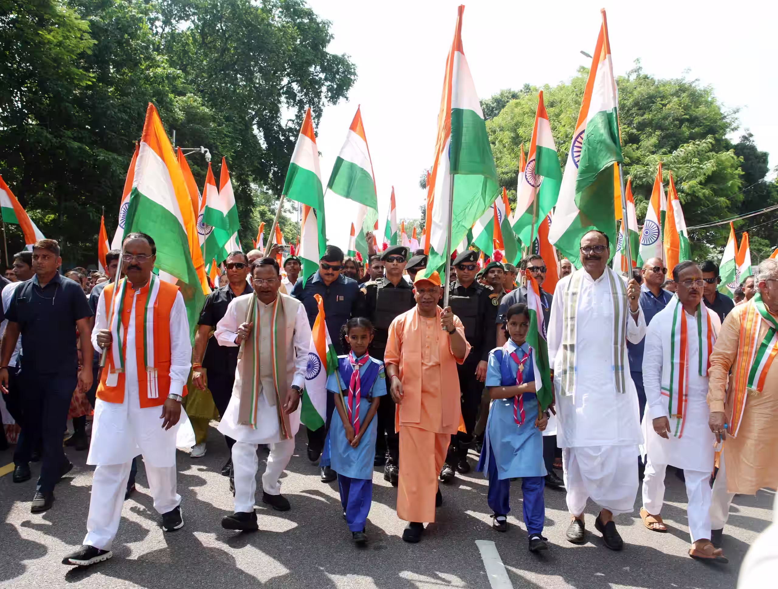 A sea of youth gathered from the Chief Minister's residence to the Vidhan Bhavan