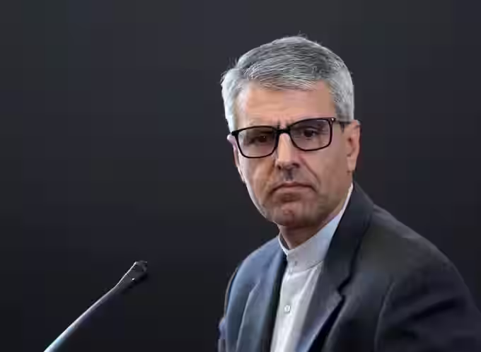 Iran says Strait of Hormuz will not reopen until US continues naval blockade