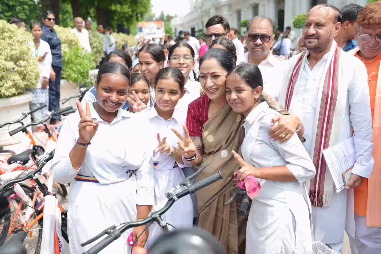 CM Rekha Gupta distributes bicycles to 200 girl students under ‘Vidya Vahini Yojana’